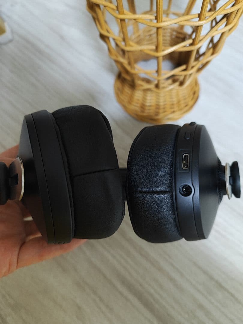 Sennheiser ワイヤレス　ゼンハイザー momentum3