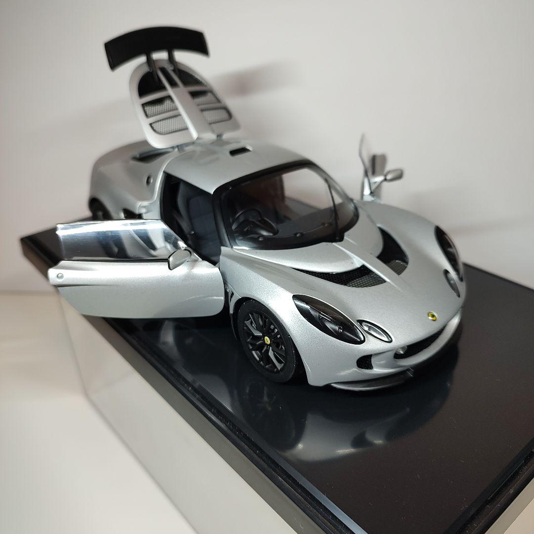 オートアート ロータス エキシージ 1/18 スケール シルバー