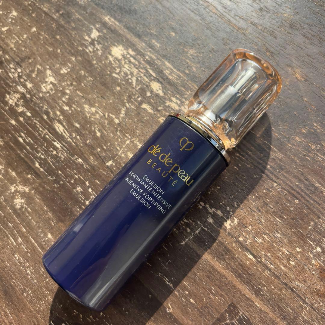 tomatoクレ・ド・ポーボーテ エマルションアンタンシヴn乳液