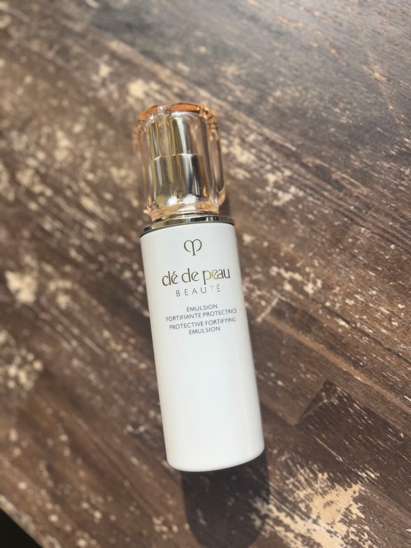 tomatoクレ・ド・ポーボーテ エマルションアンタンシヴn乳液