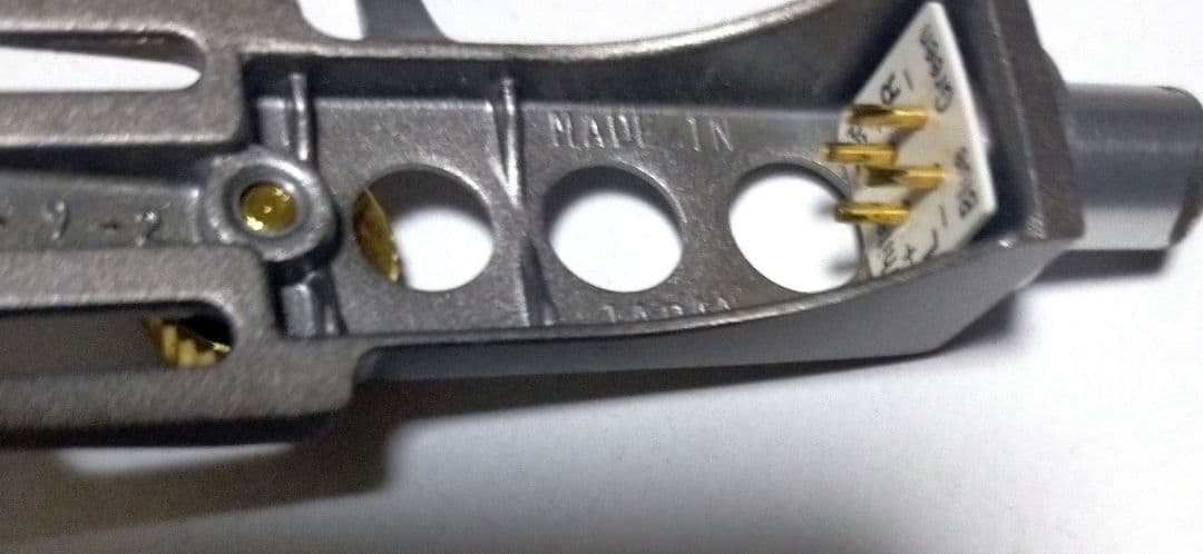 希少 Technicsテクニクスのヘッドシェル シャンパンゴールド、ウエイト付