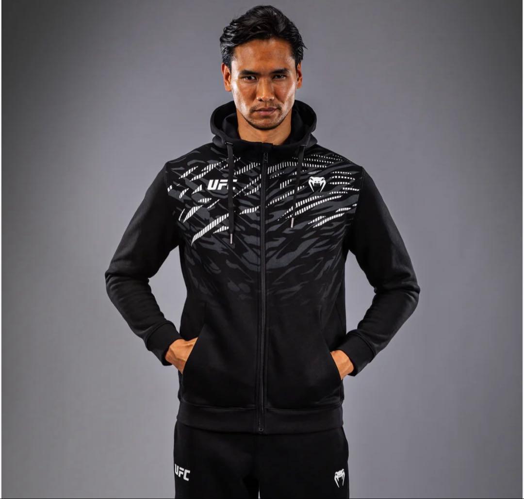 正規品 Venum UFC ジップパーカー L パーカー Rizin