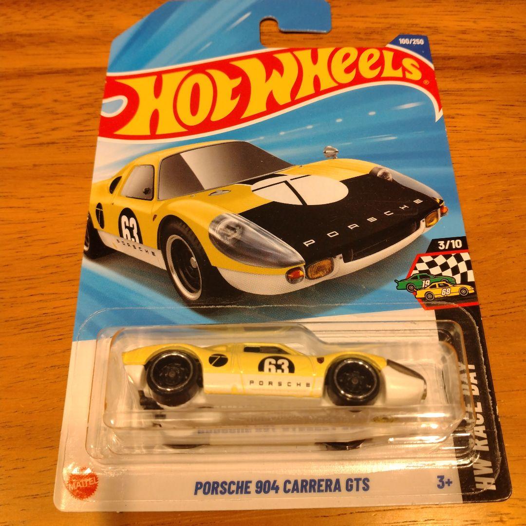 ホットウィール　ポルシェ12 台セット　プレミアム　シルバーシリーズ　ベーシック