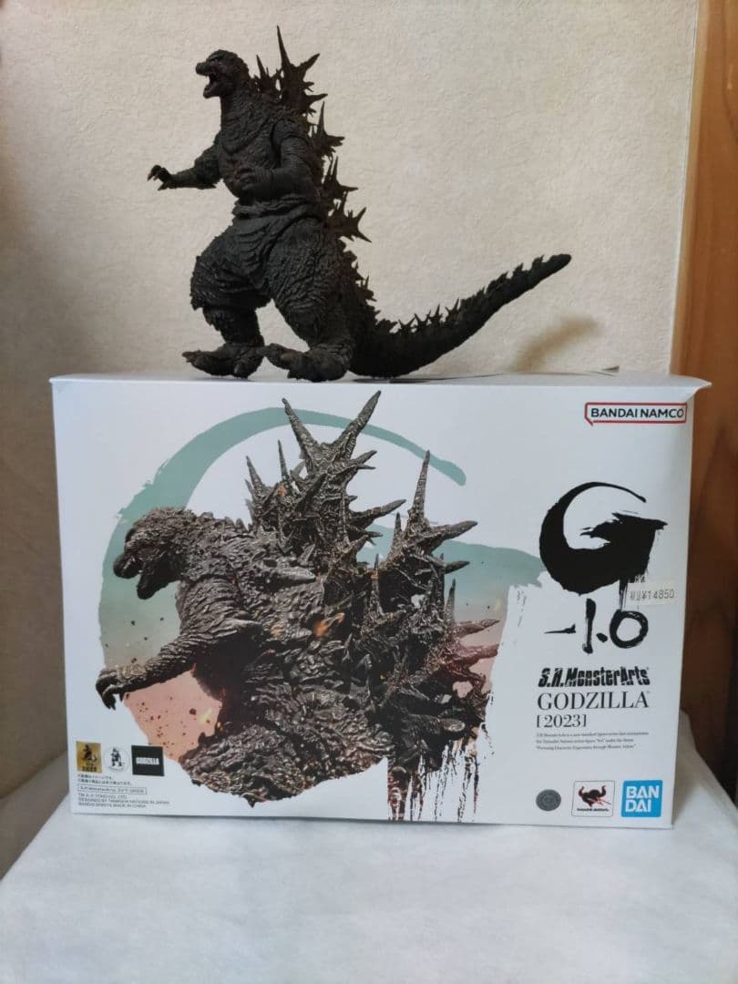 S.H.Monsterarts ゴジラ(2023) ゴジラ -1.0　箱痛みあり