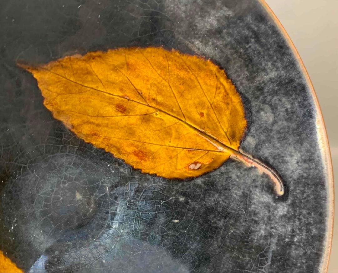 中国 木の葉平茶碗　f12230905