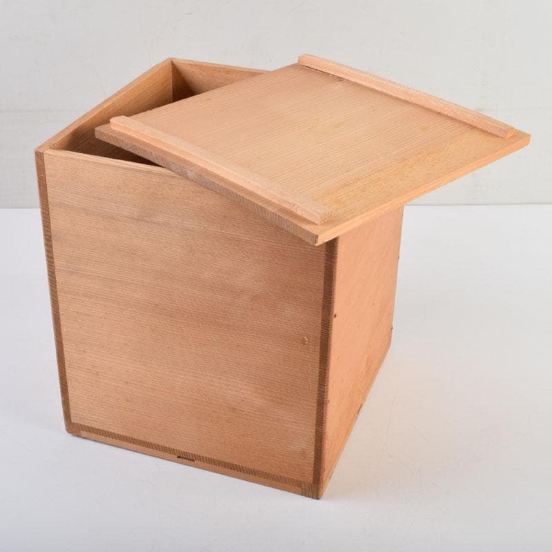 茶道具　秋坂窯　八代　加藤宇助作　伊賀釉　水指　共箱　N　9131