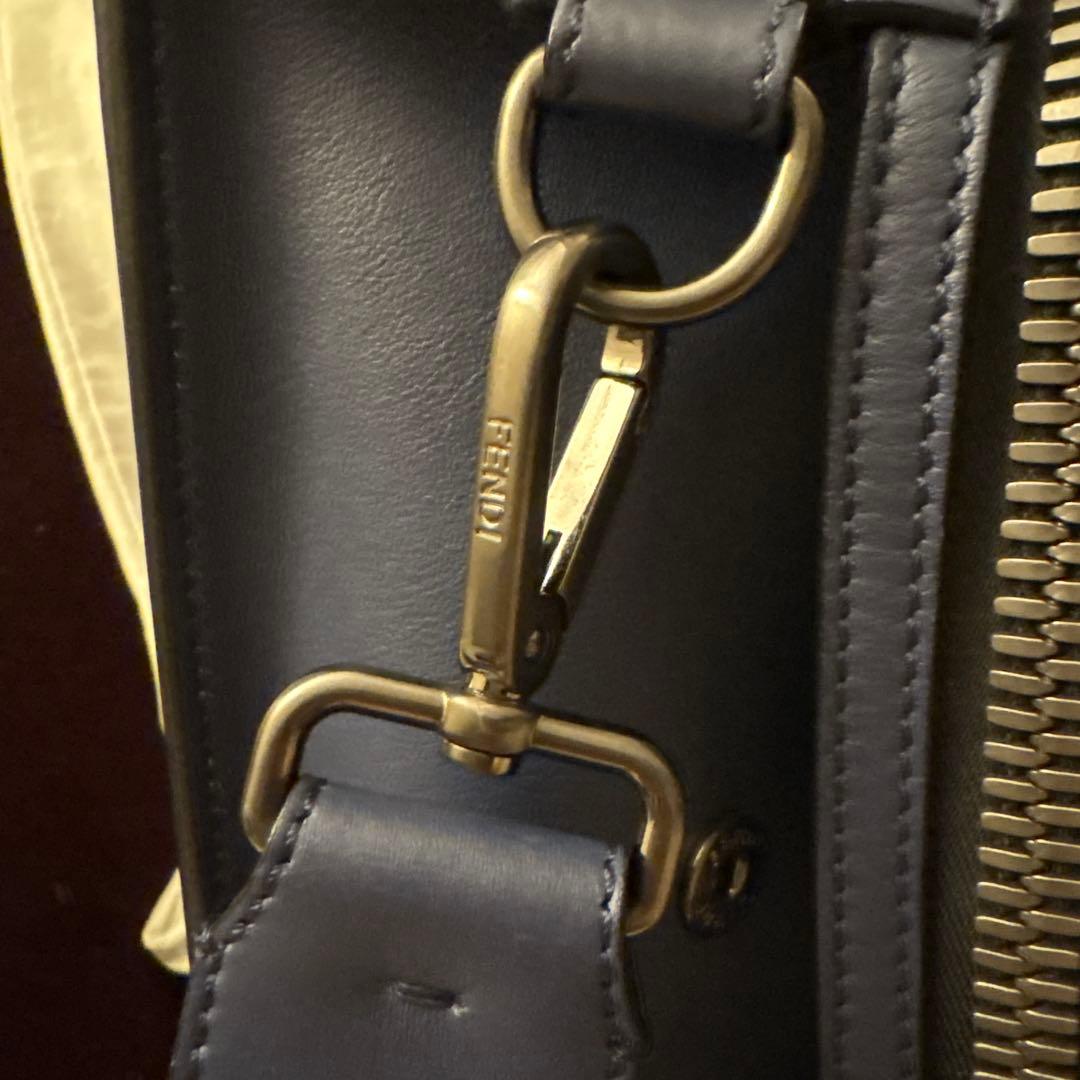【新年価格】FENDI ネイビー ビジネスバッグ