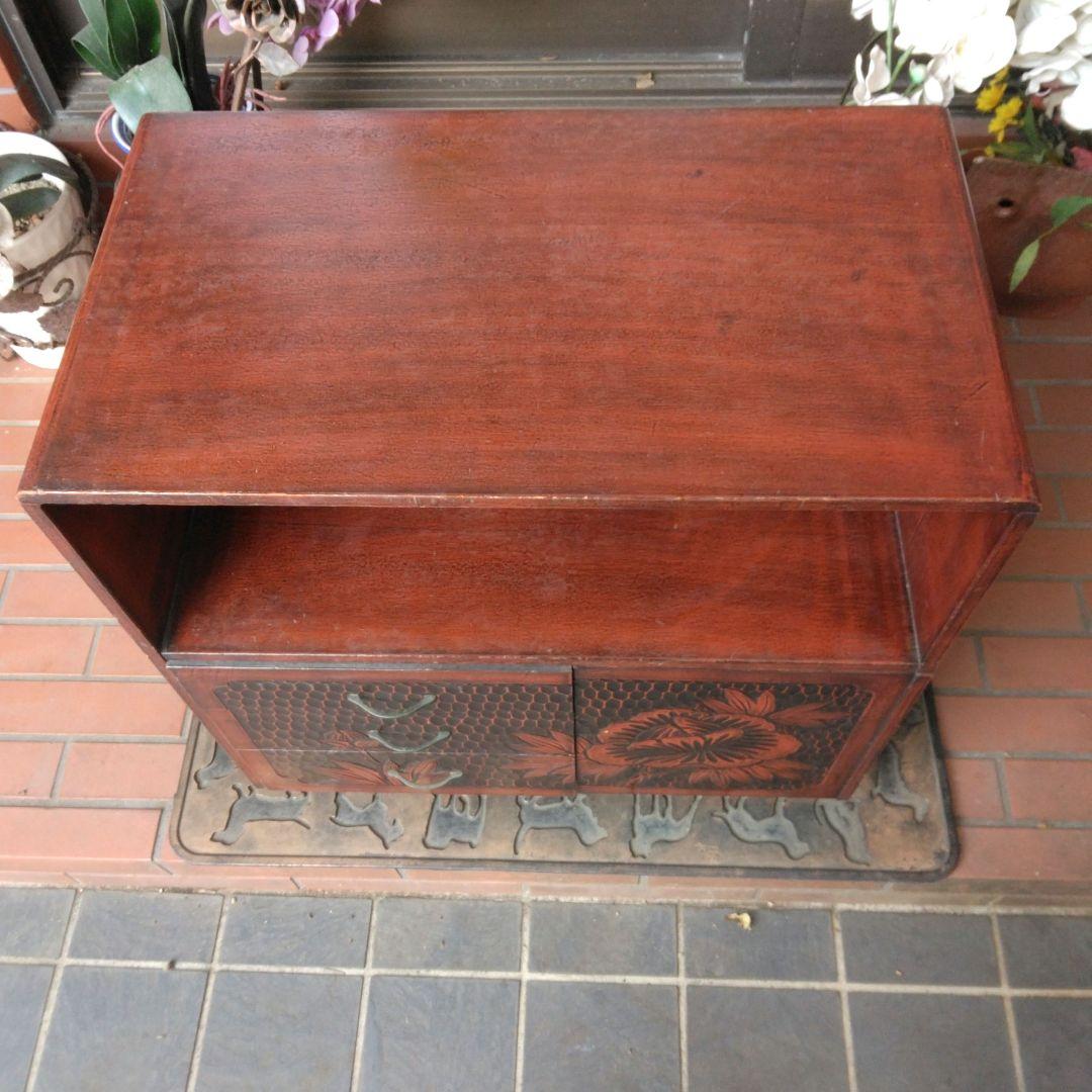 鎌倉彫の 小型 茶箪笥、整理棚 または、テレビ台