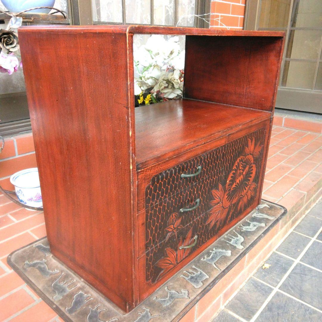 鎌倉彫の 小型 茶箪笥、整理棚 または、テレビ台