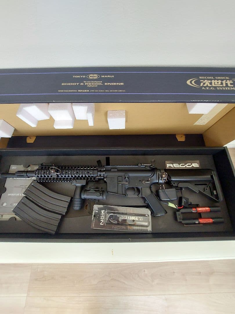 東京マルイ レシーライフル　次世代電動ガン
