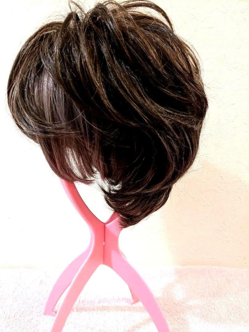 KAZUEウイッグ フェミニンショート　パープルマロン