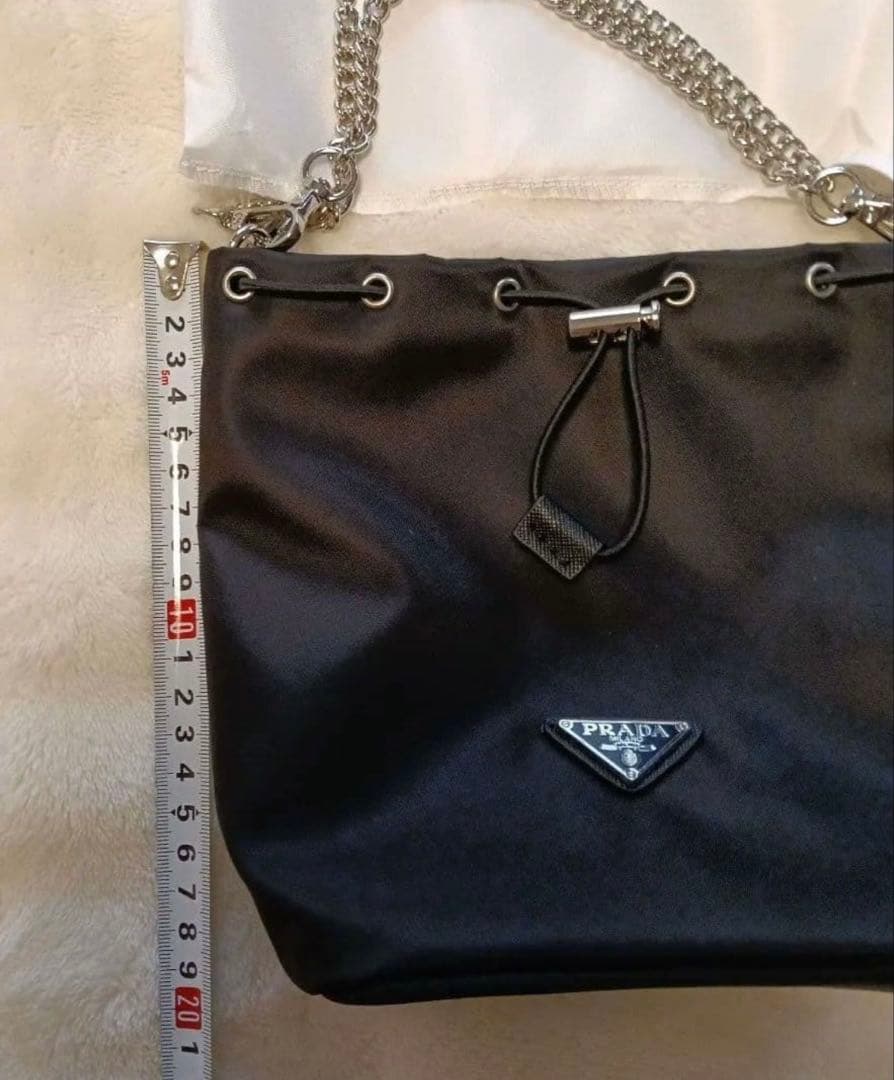 【新品未使用】PRADA プラダ チェーン 巾着バッグ ブラック