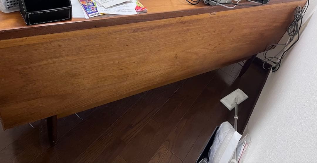 ロイズアンティークス　サイドボード