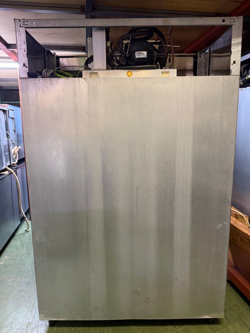 2013年 ホシザキ縦型冷蔵庫 1200x650x1890