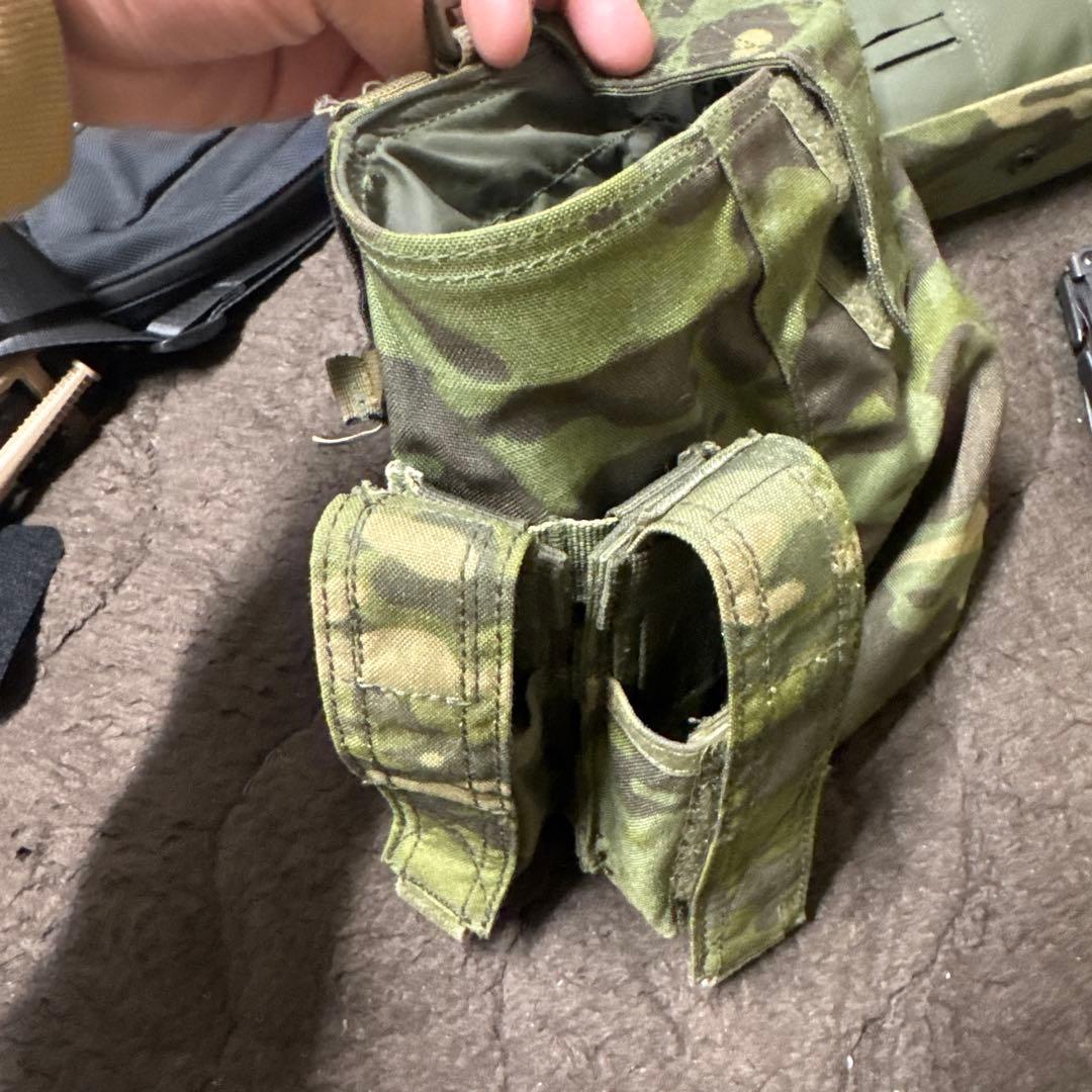 マルチカムトロピック ダンプポーチ IFAKポーチ ピストルマグポーチ×2