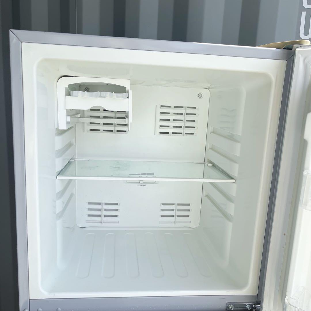 159取付無料！完動品！高性能スタイリッシュシルバー大きめ228L冷蔵庫！