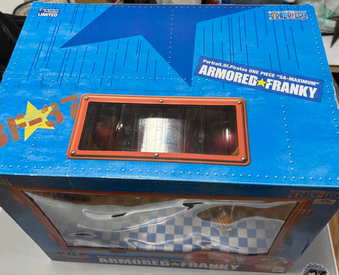ワンピース POP SA‐MAXIMUM アーマード・フランキー フィギュア