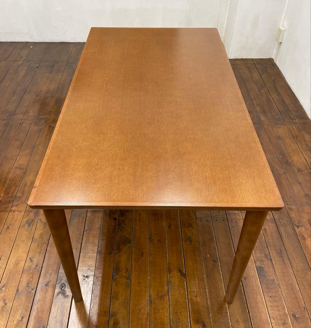 カリモク60ダイニングテーブル　1500ウォールナット【使用品】