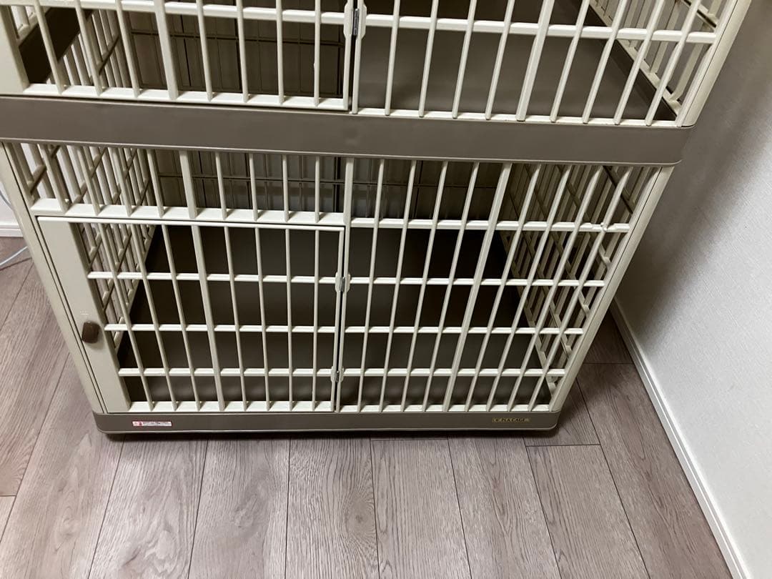 ベージュ 3段式キャットケージ プラゲージ
