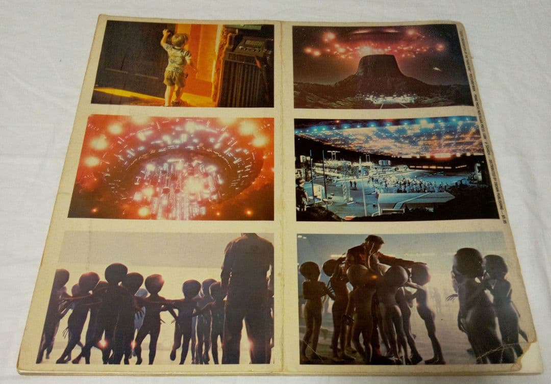未知との遭遇　1978年　輸入　ポストカードブック　48枚　フルカラー