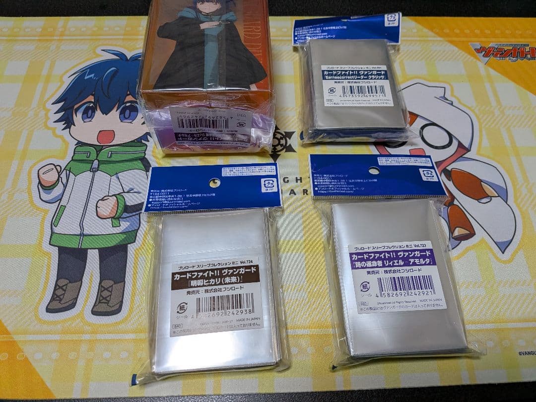 ヴァンガード リィエルアモルタ 明導ヒカリ クラリッサ スリーブ セット