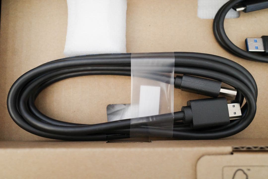 DELL U2723QX 27インチ4Kモニタ