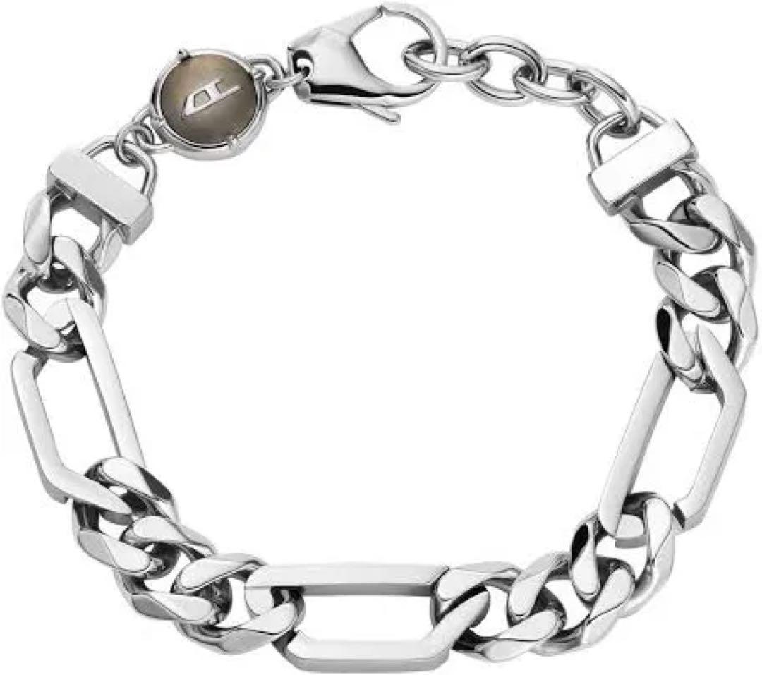 シルバーチェーンブレスレット