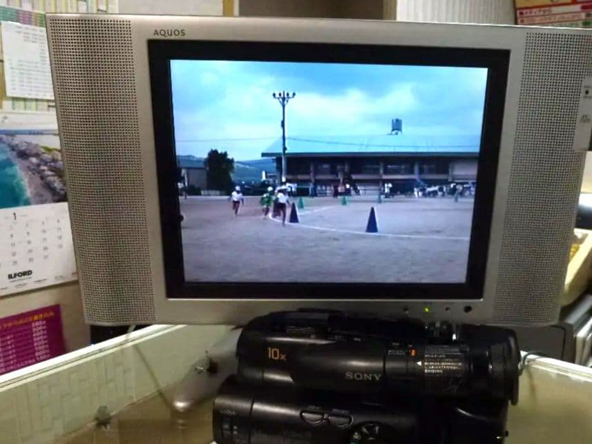 希少　大人気　動作品　SONY　CCD-TR212　ビデオカメラ　8mmテープ