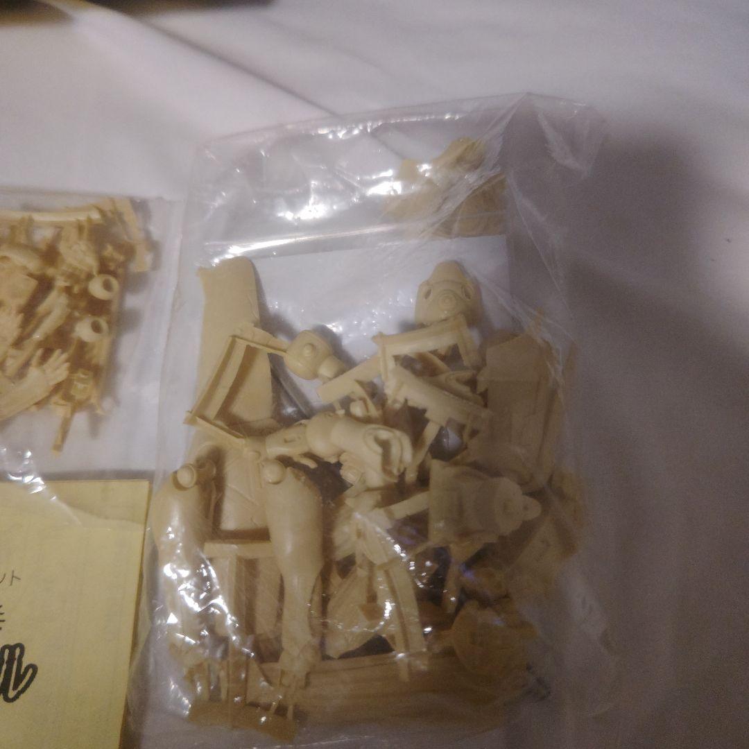 1/60 狩猟機 ニキ　ヴァシュマール　 聖刻1092 レジンキャストキット