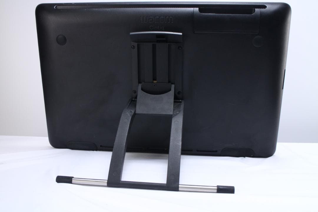 Wacom Cintiq 22 DTK-2260 ワコム 液晶タブレット