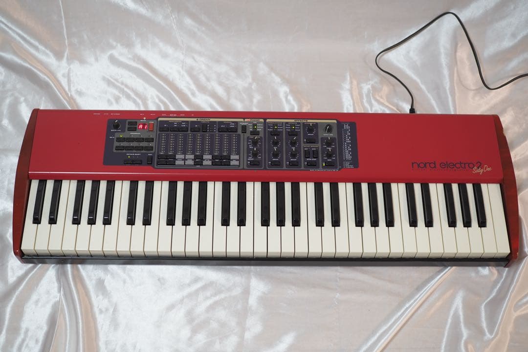 CLAVIA NORD ELECTRO 2 Sixty One シンセサイザー