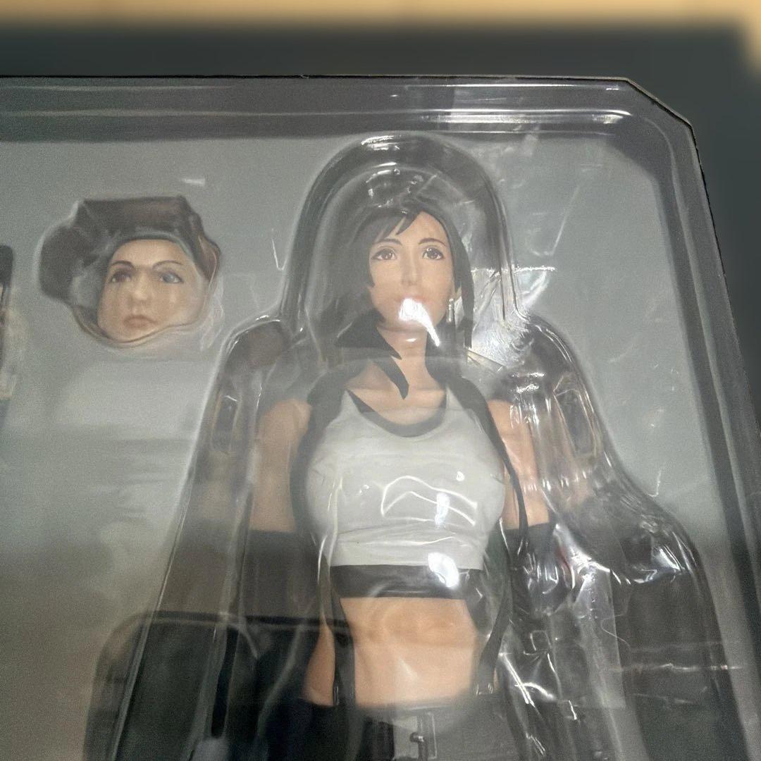 ファイナルファンタジーVII PLAY ARTS改 ティファ・ロックハート