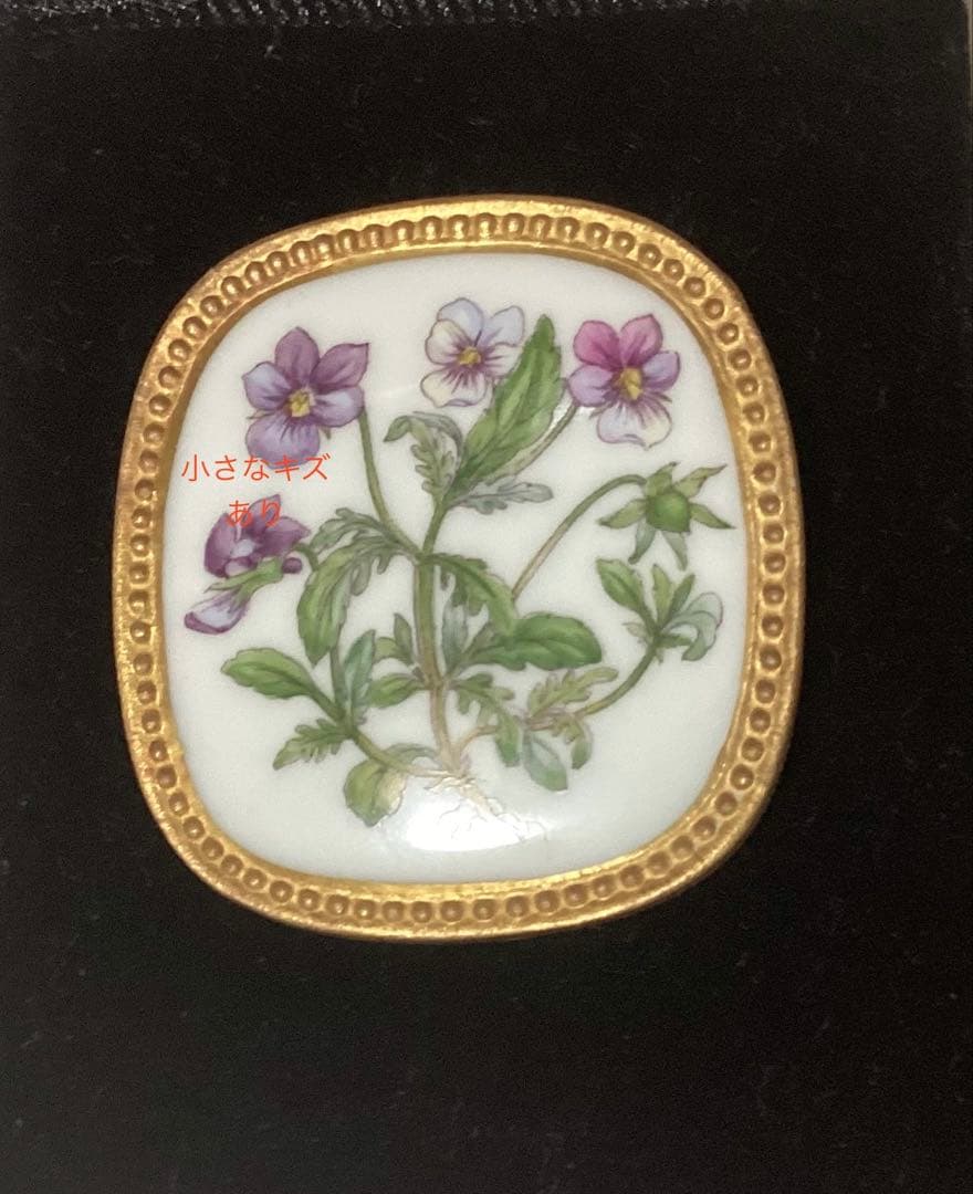 フローラダニカ　ブローチ　すみれ
