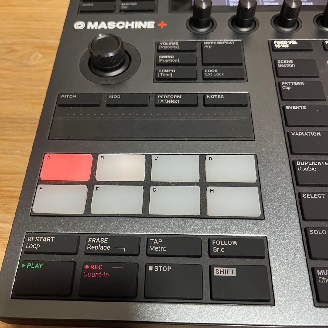 Native Instruments MASCHINE+スタンドアローン