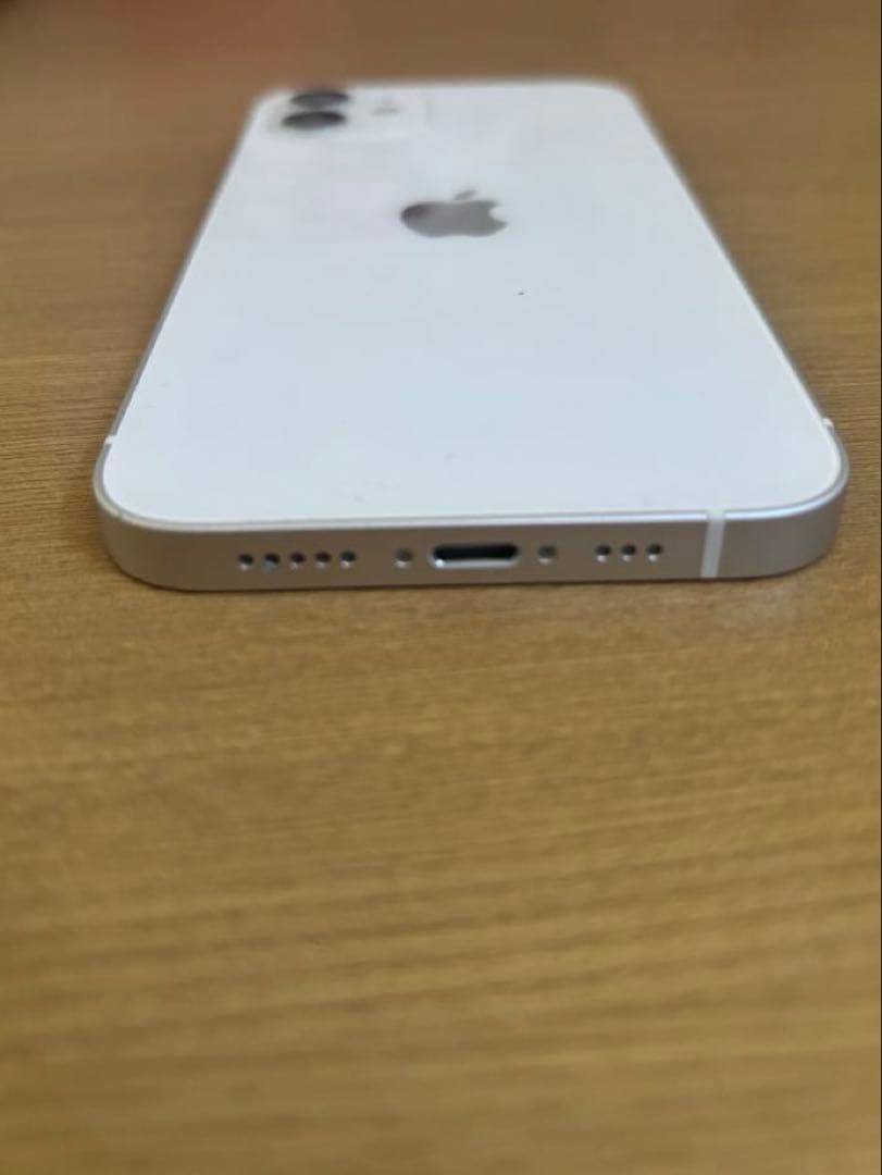 Apple iPhone 12 ホワイト 本体　スマホ SIMフリー