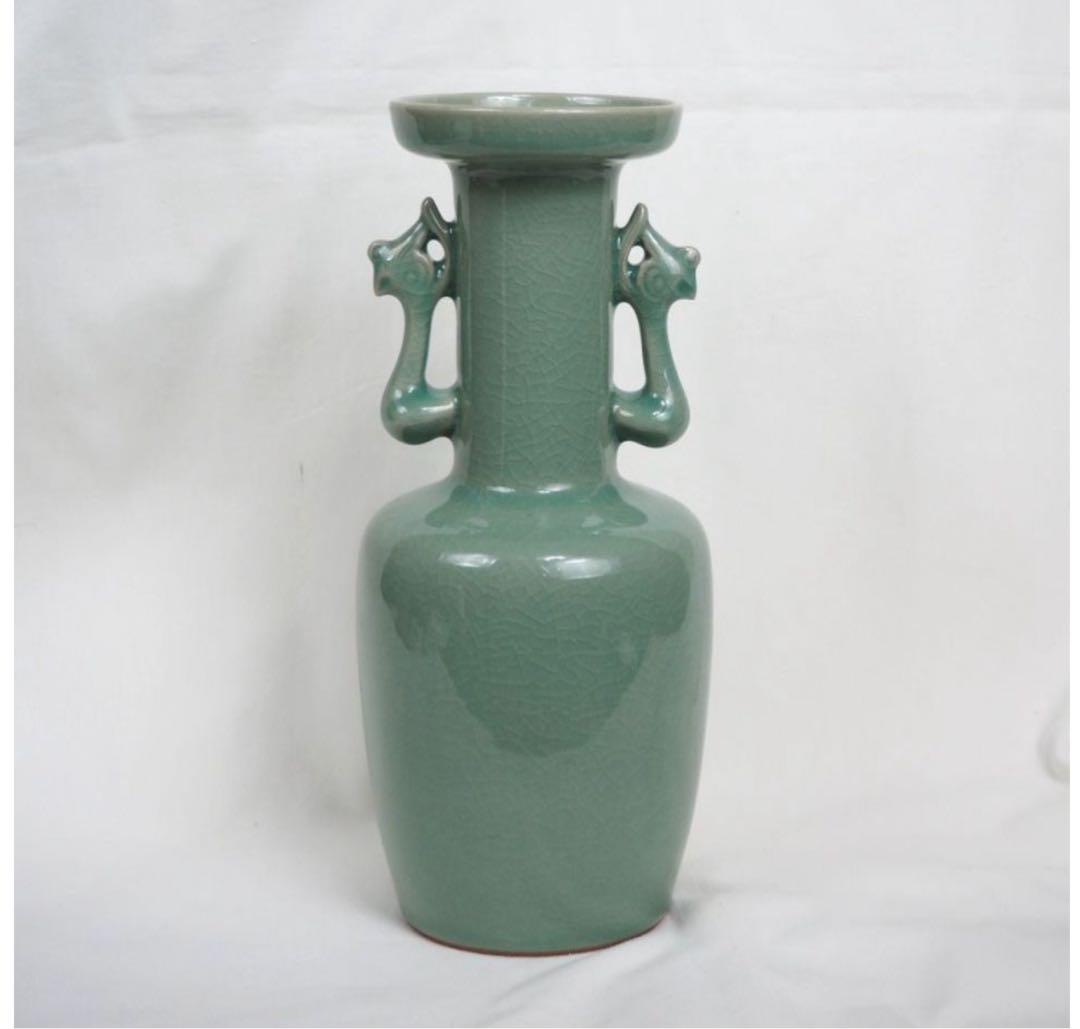 送料無料　倣宋代青磁花瓶　レプリカ　作家物　木箱付　高さ25ｃｍ