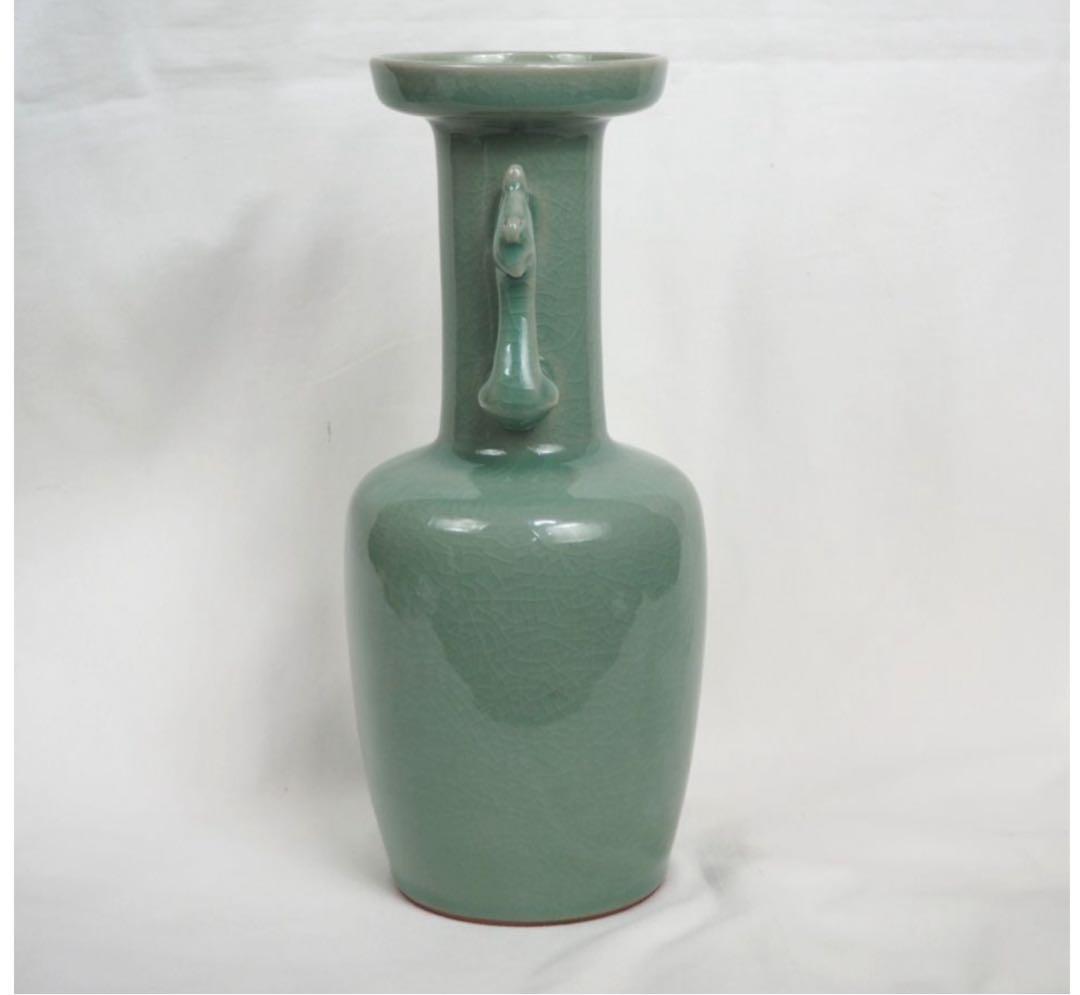 送料無料　倣宋代青磁花瓶　レプリカ　作家物　木箱付　高さ25ｃｍ