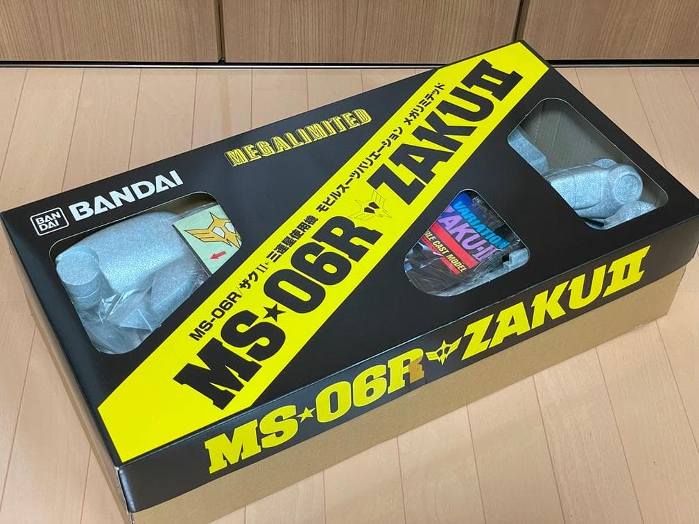 【極美品】バブルキャスト 1/30 MS-06R ザクII 黒い三連星使用機