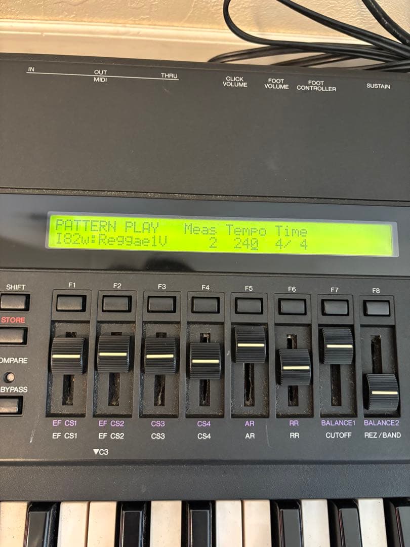 YAMAHA ヤマハ SY85 シンセサイザー 61鍵 ソフトケース付