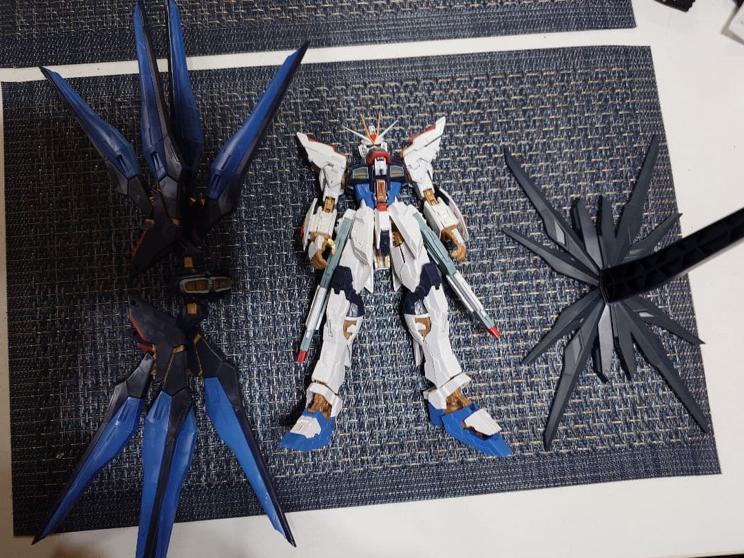 SEEDDESTINY　MGストライクフリーダム（絶版改修用パーツ使用品）