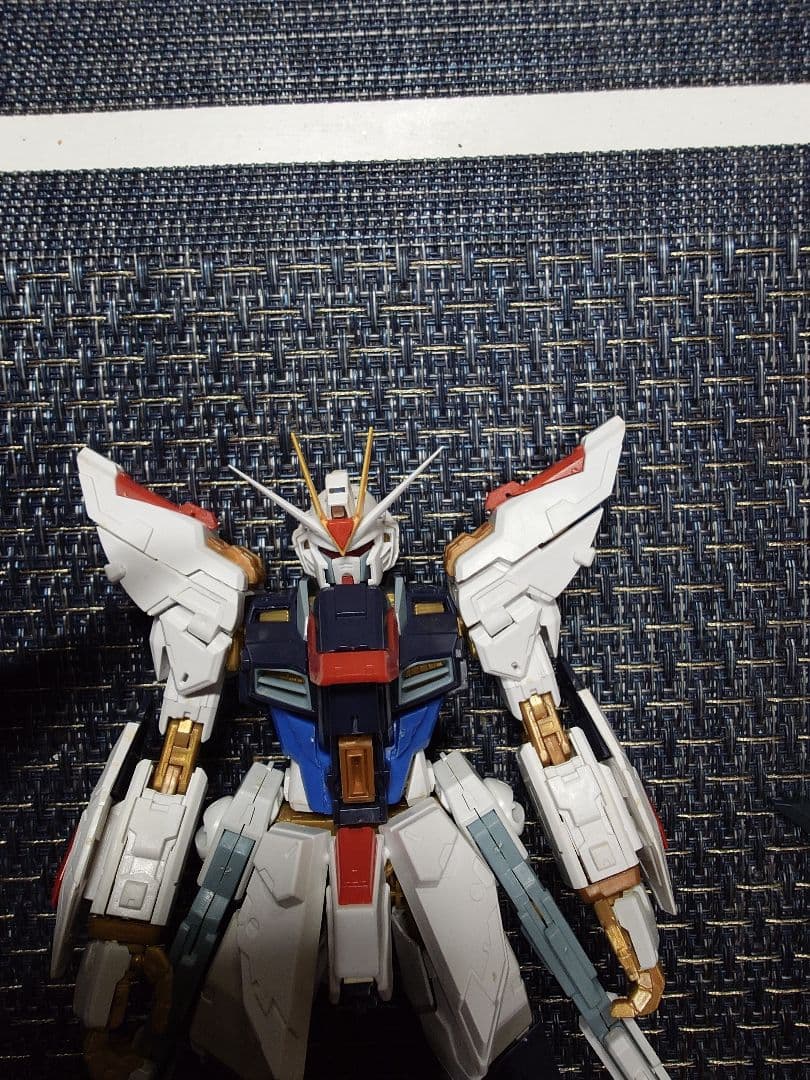 SEEDDESTINY　MGストライクフリーダム（絶版改修用パーツ使用品）