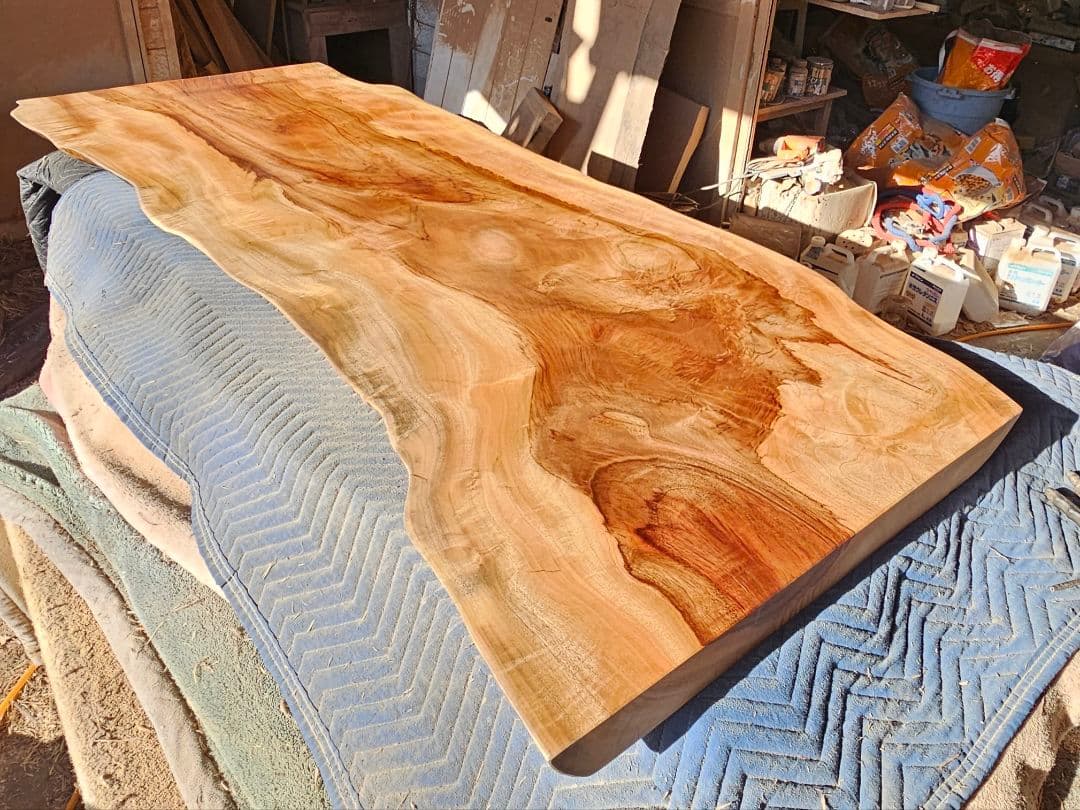 楠　一枚板　ダイニング　テーブル　最高級　カウンター　栃　座卓　リビング　希少