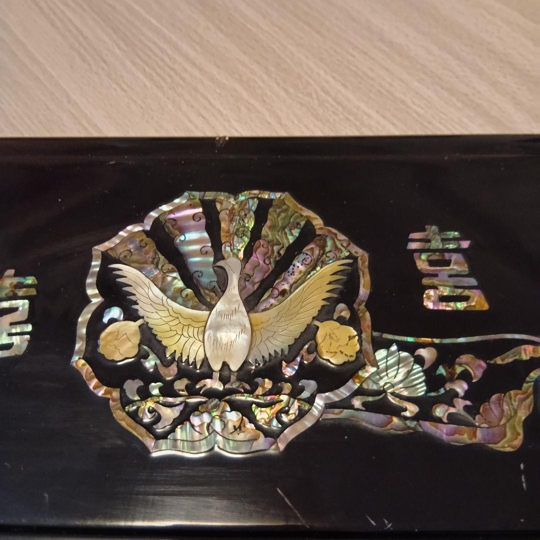 韓国美術 ☆螺鈿細工 ☆灰皿セット☆ 黒塗 ☆孔雀図 ☆古玩 骨董