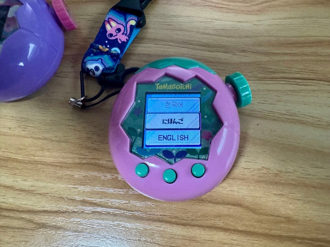 たまごっちParadise 中古　２個セット　ストラップ付き