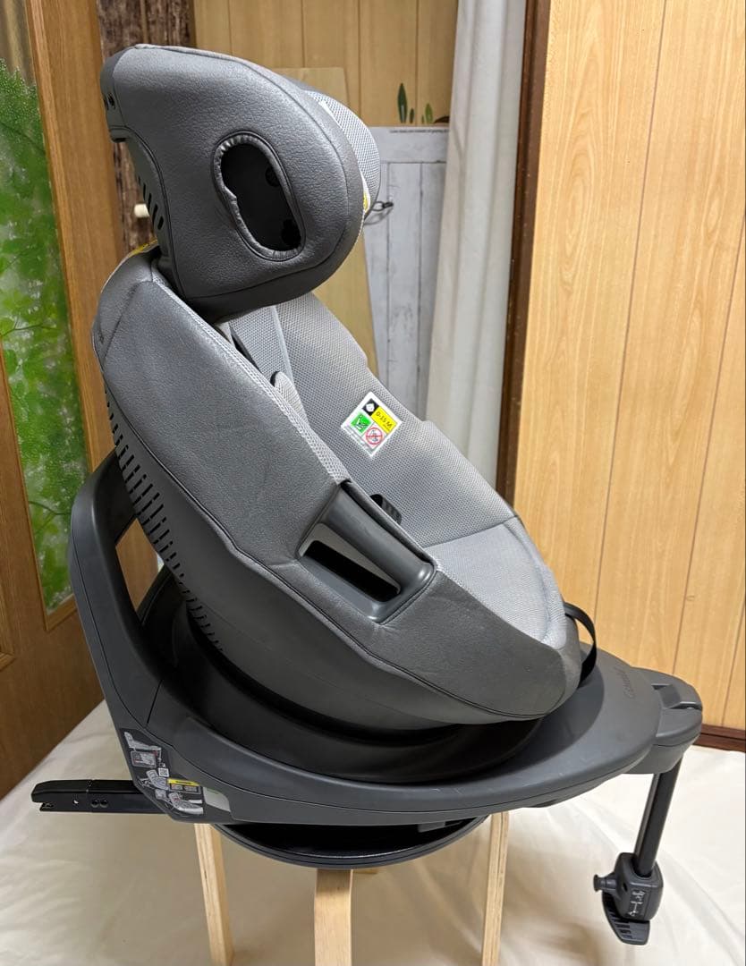 コンビ ザエス エアー ISOFIX エッグショック ZB チャイルドシート