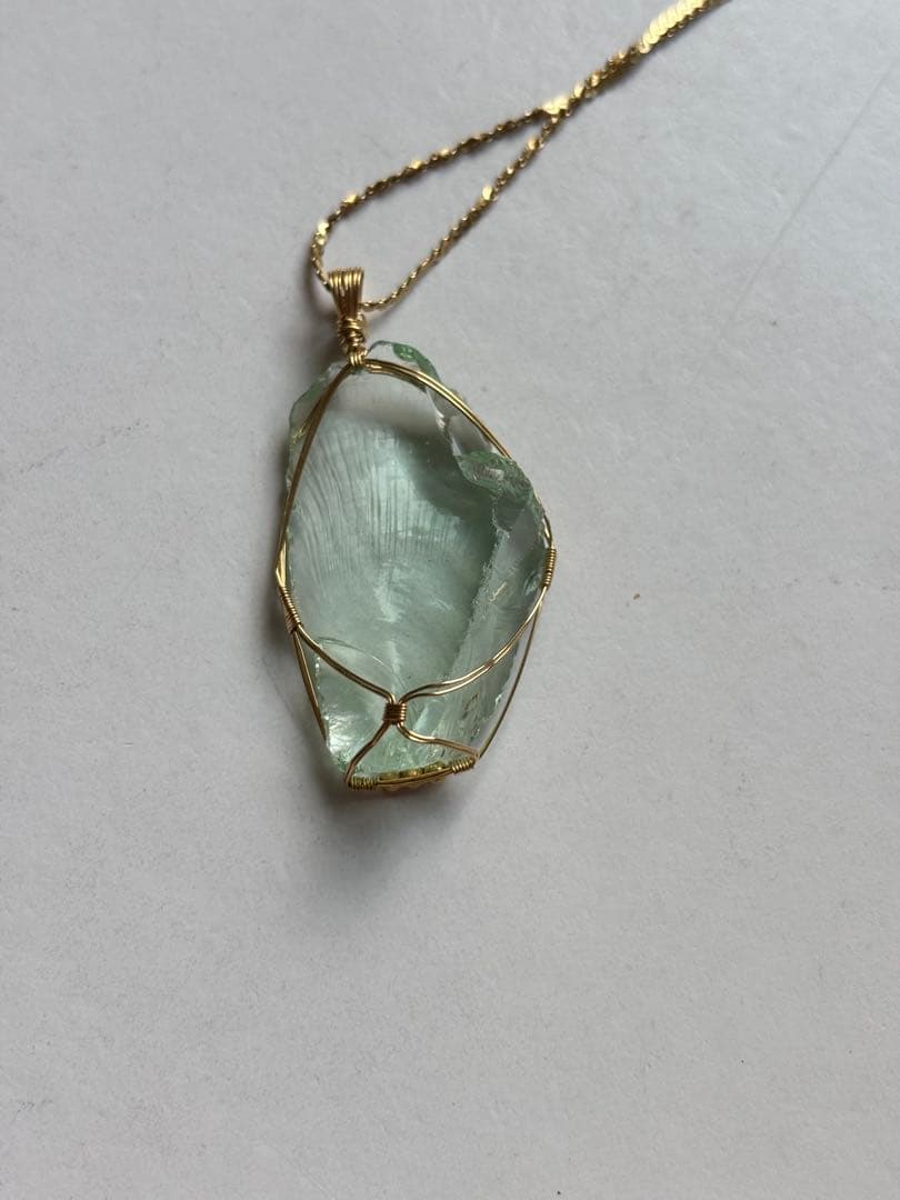 アンダラクリスタル （ペパーミントグリーン） 原石 ペンダントトップ