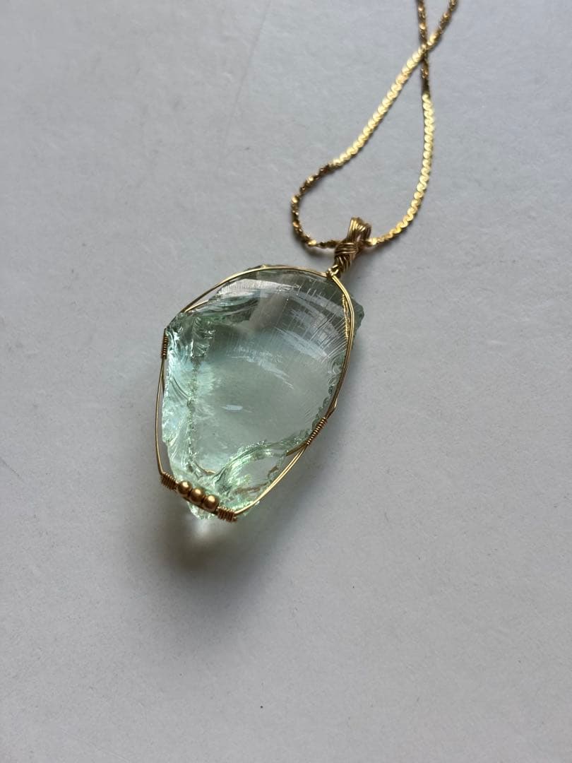 アンダラクリスタル （ペパーミントグリーン） 原石 ペンダントトップ