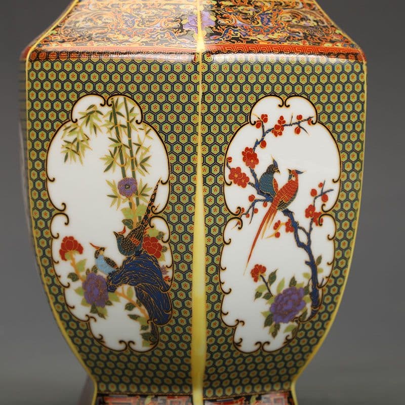清雍正蒔金花鳥六方瓶 景徳鎮 陶磁器 装飾品 現代工芸品 美術品 置物