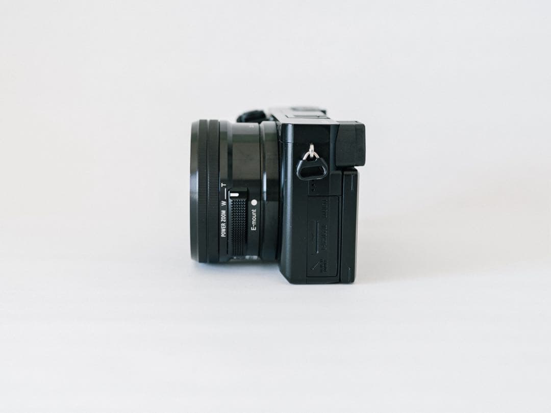 SONY(ソニー) α6100 ミラーレス一眼 パワーズームレンズキット