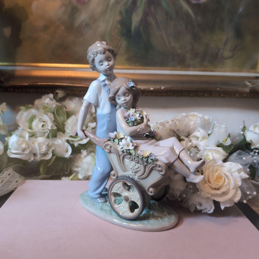 ♥LLADRO【君が好き】♥横型LLADROガラスケース背面鏡付き